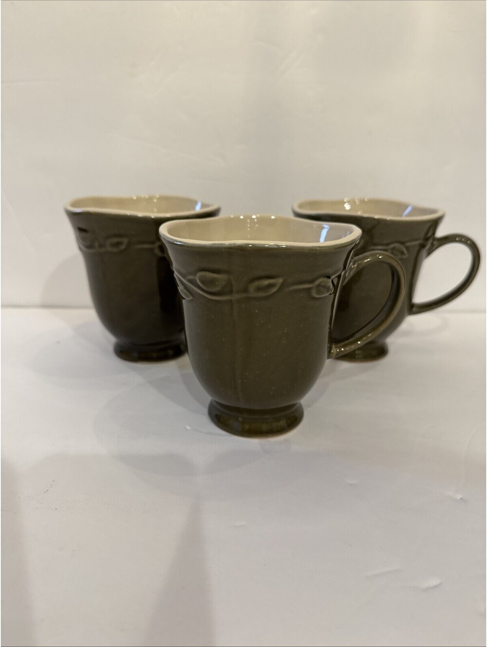 Pier 1 Imports Autumn Leaves (3) Footed Stoneware Mug Avocado 4.25” T By 4” W